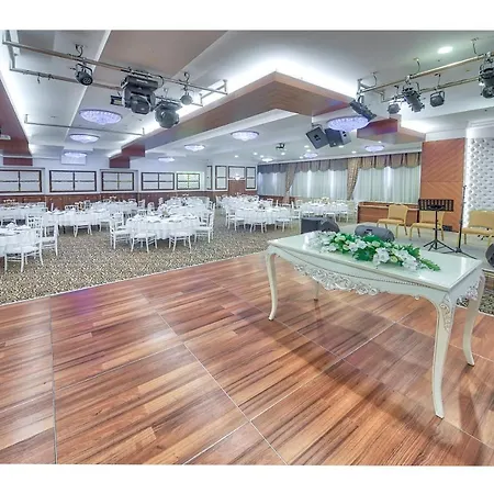 Atakosk Group Hotell 5*