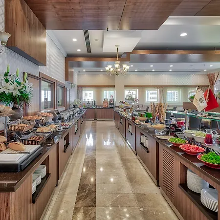 호텔 Atakosk Group 5*